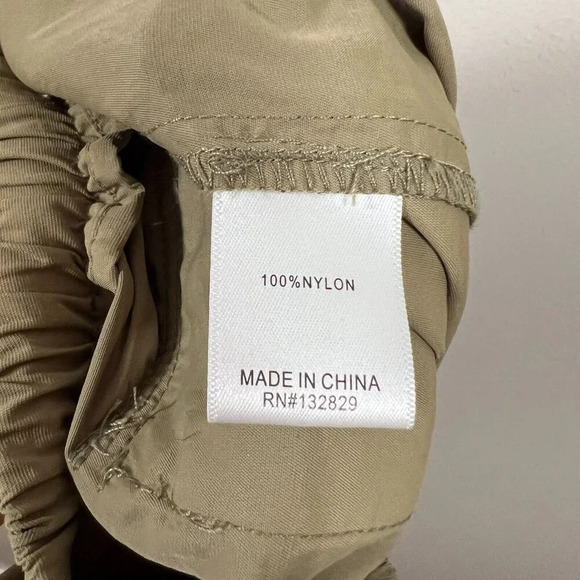 Lovers & Friends Mya Shorts Size Small Green Utility Cargo Relaxed Gorpcore - Picture 7 of 8